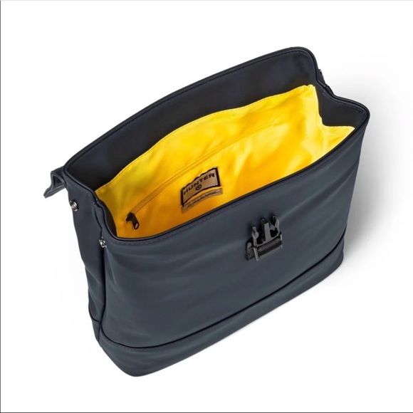 🎉🎊HP 🎉🎊BNWT Hunter for Target backpack - Picture 4 of 8